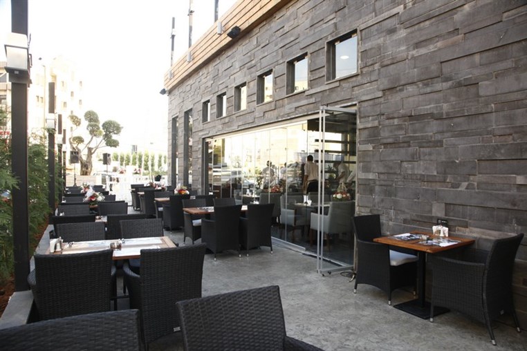 Opening of Republic in Jbeil